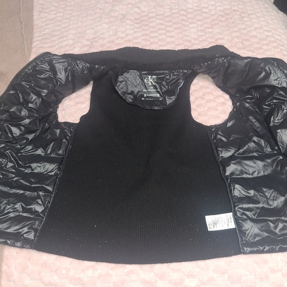 Calvin Klein - Black Outdoor Vest- W Sz Large - Picture 2 of 9